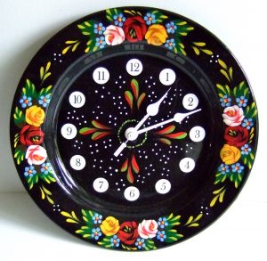 Pie dish clock image